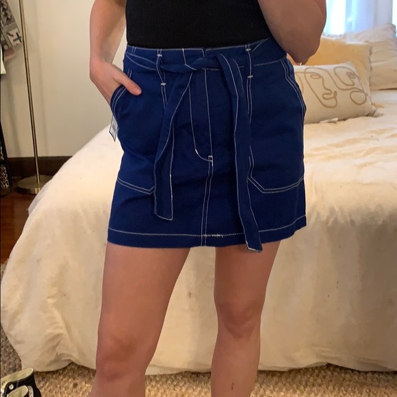 Blue mini skirt with tie - Picture 2 of 5